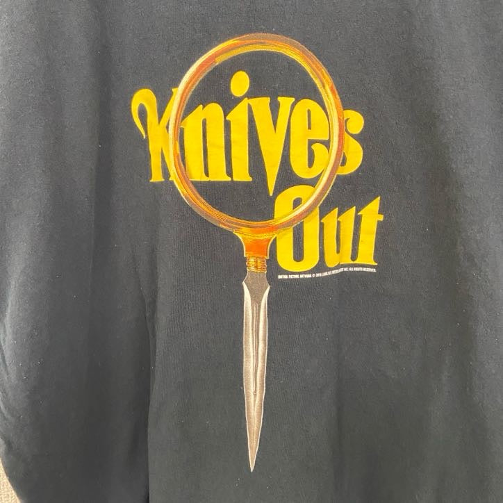 古着 used　半袖ムービープリントTシャツ　Knives Out　クルーネック　レトロデザイン　黒　ブラック　Mサイズ