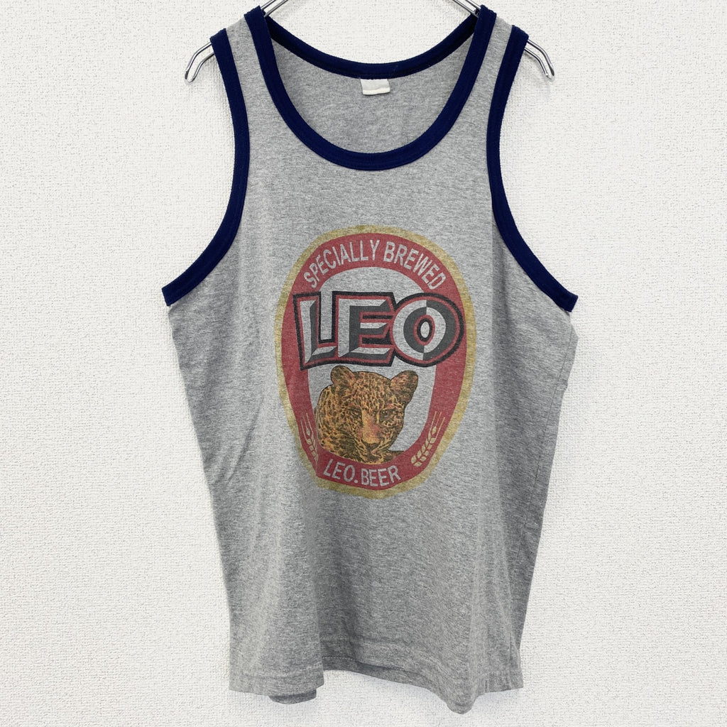 古着 used　LEO BEER　プリントタンクトップシャツ　クルーネック　レトロデザイン　ライオン柄　ビール　グレー　夏服　