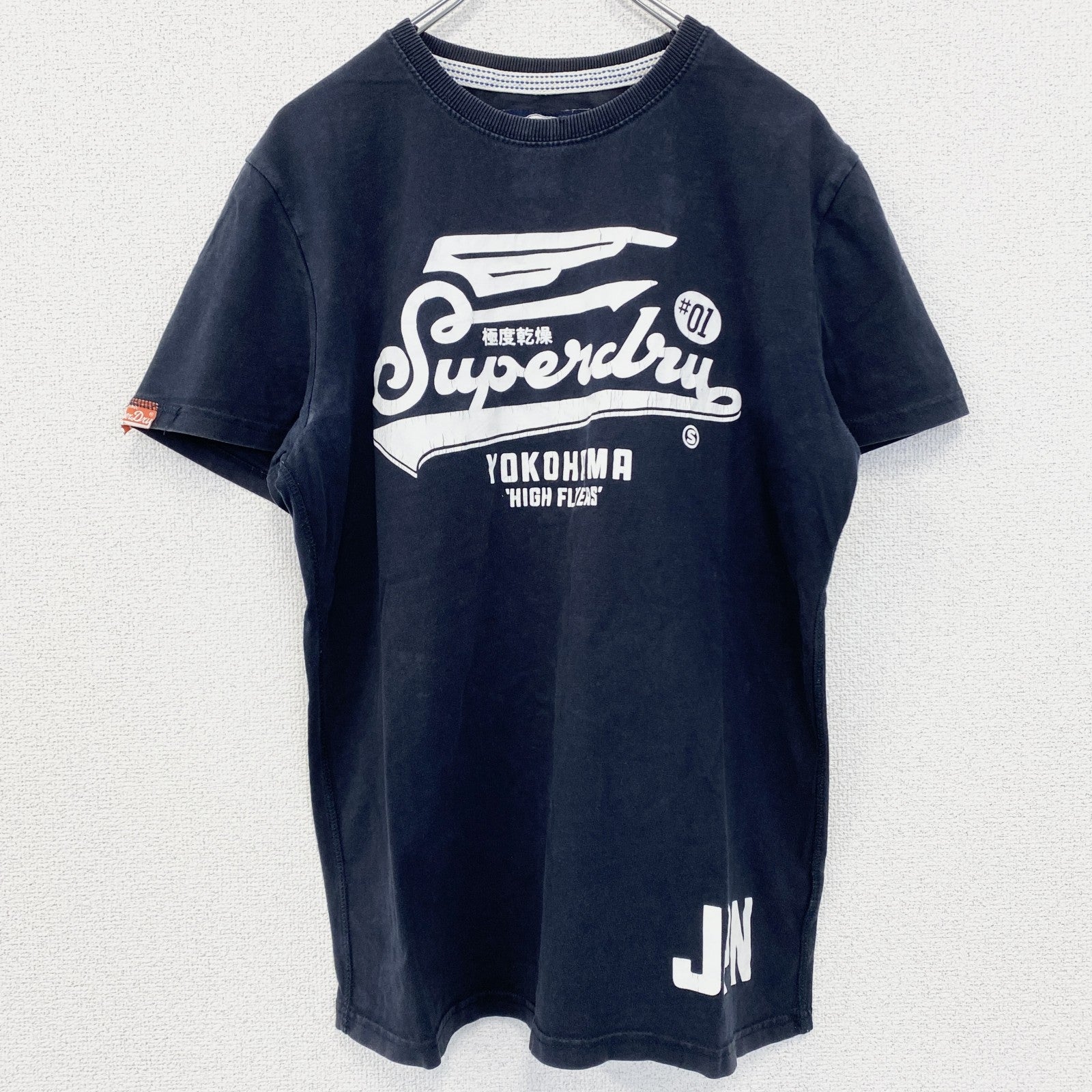 古着 used　SUPERDRY　スパードライ　半袖プリントTシャツ　クルーネック　レトロデザイン　紺　ネイビー　ブルー