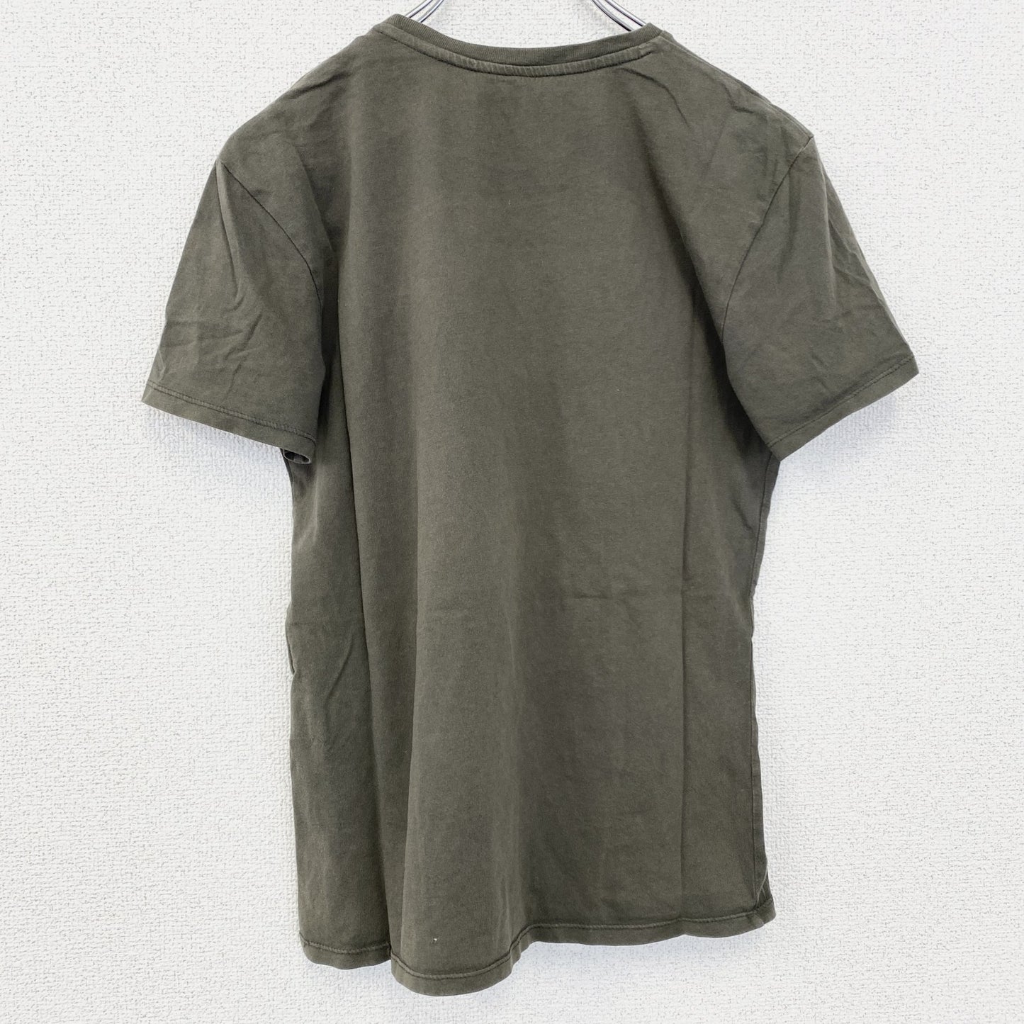 古着 used　JAMES BOND　ジェームズボンド　半袖プリントTシャツ　クルーネック　レトロデザイン　カーキグレー　Sサイズ