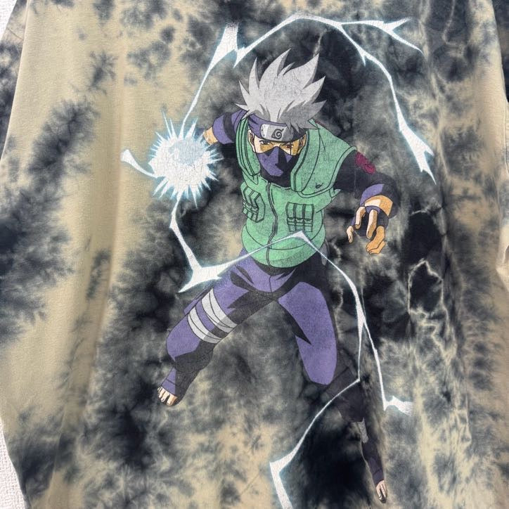 古着 used　ナルト　NARUTO　半袖アニメプリントTシャツ　クルーネック　はたけカカシ　レトロデザイン　タイダイ　Lサイズ