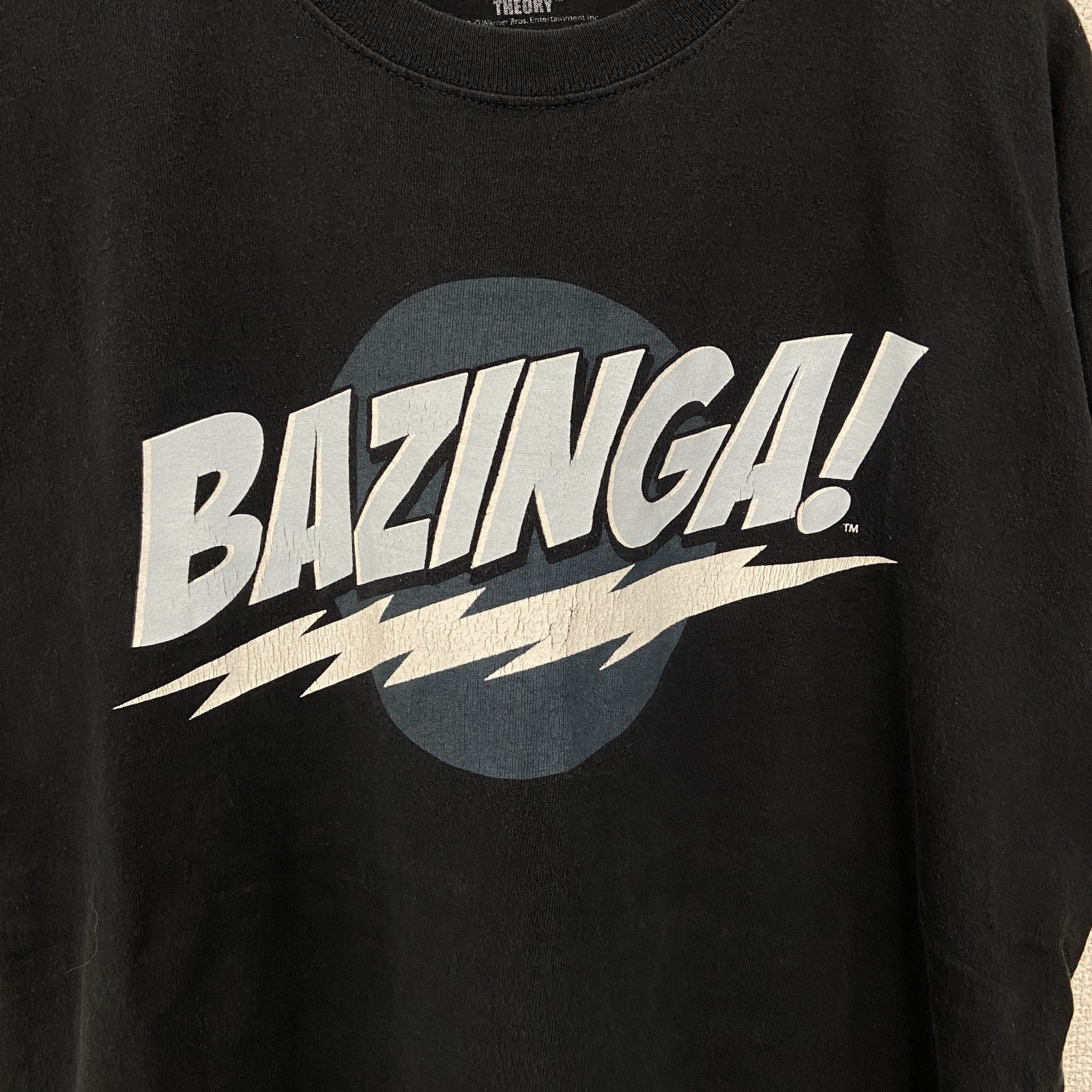 古着 used　the BIG BANG THEORY　半袖プリントTシャツ　BAZINGA！　クルーネック　黒　Mサイズ