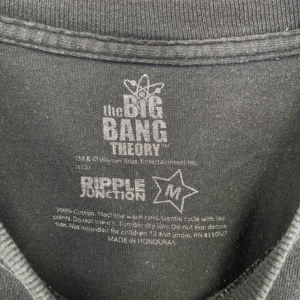 古着 used　the BIG BANG THEORY　半袖プリントTシャツ　BAZINGA！　クルーネック　黒　Mサイズ