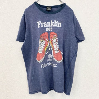 古着 used　イタリア製　FRANKLIN MARSHALL　半袖プリントTシャツ　スニーカー　靴　ヴィンテージ　2XLサイズ