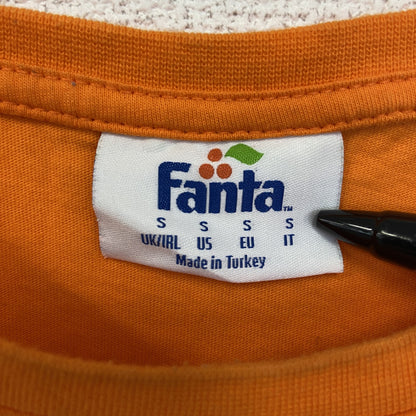 古着 used　Fanta ファンタ　オリジナル半袖プリントTシャツ　コカ・コーラ　春夏服　クルーネック　オレンジ　Sサイズ
