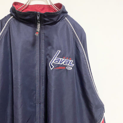 古着 used　Canada Sportswear　長袖ハイネックナイロンジャケット　ワンポイント刺繍　ネイビー　赤　XLサイズ