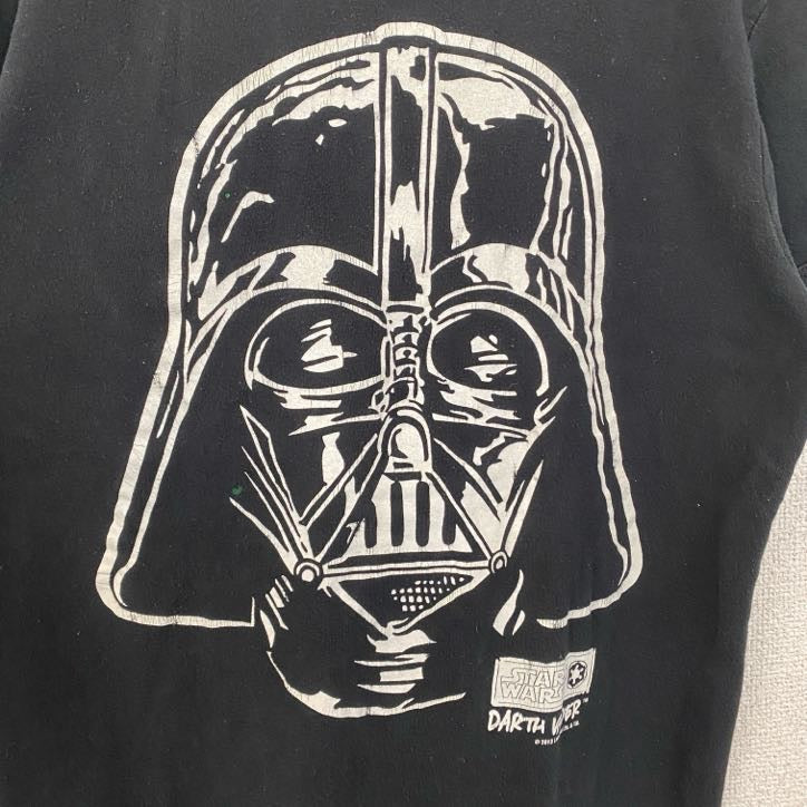 古着 used　STARWARS　スターウォーズ　半袖キャラクタープリントTシャツ　ダースベイダー　黒　ブラック　Mサイズ