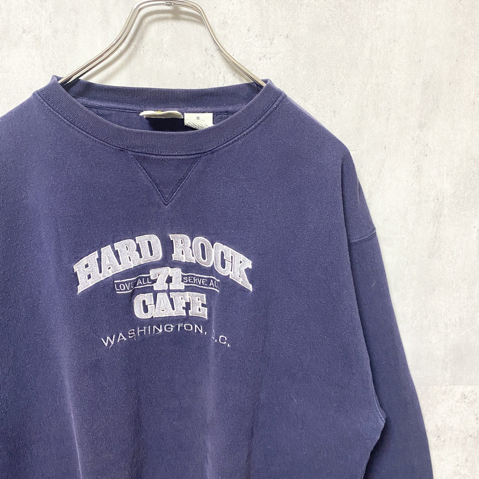 古着 used　90s　HARD ROCK CAFE ハードロックカフェ　長袖ロゴスウェット　トレーナー　ネイビー　Sサイズ