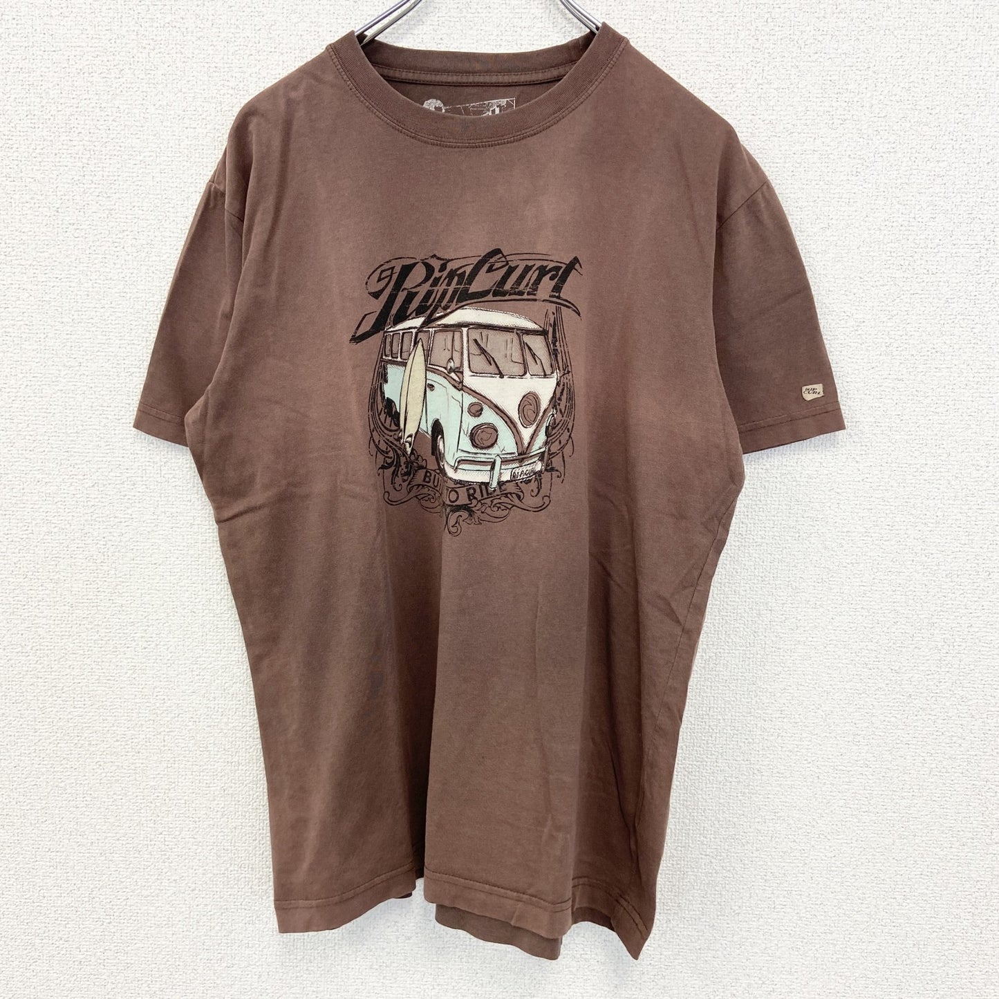 古着 used　RIP CURL　半袖プリントＴシャツ　フォルクスワーゲン　ワーゲンバス　クルーネック　レトロ　茶色　Lサイズ