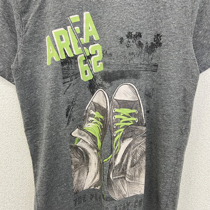 古着 used　chapter Young　半袖プリントTシャツ　AREA62　スニーカー　クルーネック　レトロ　グレー　Mサイズ