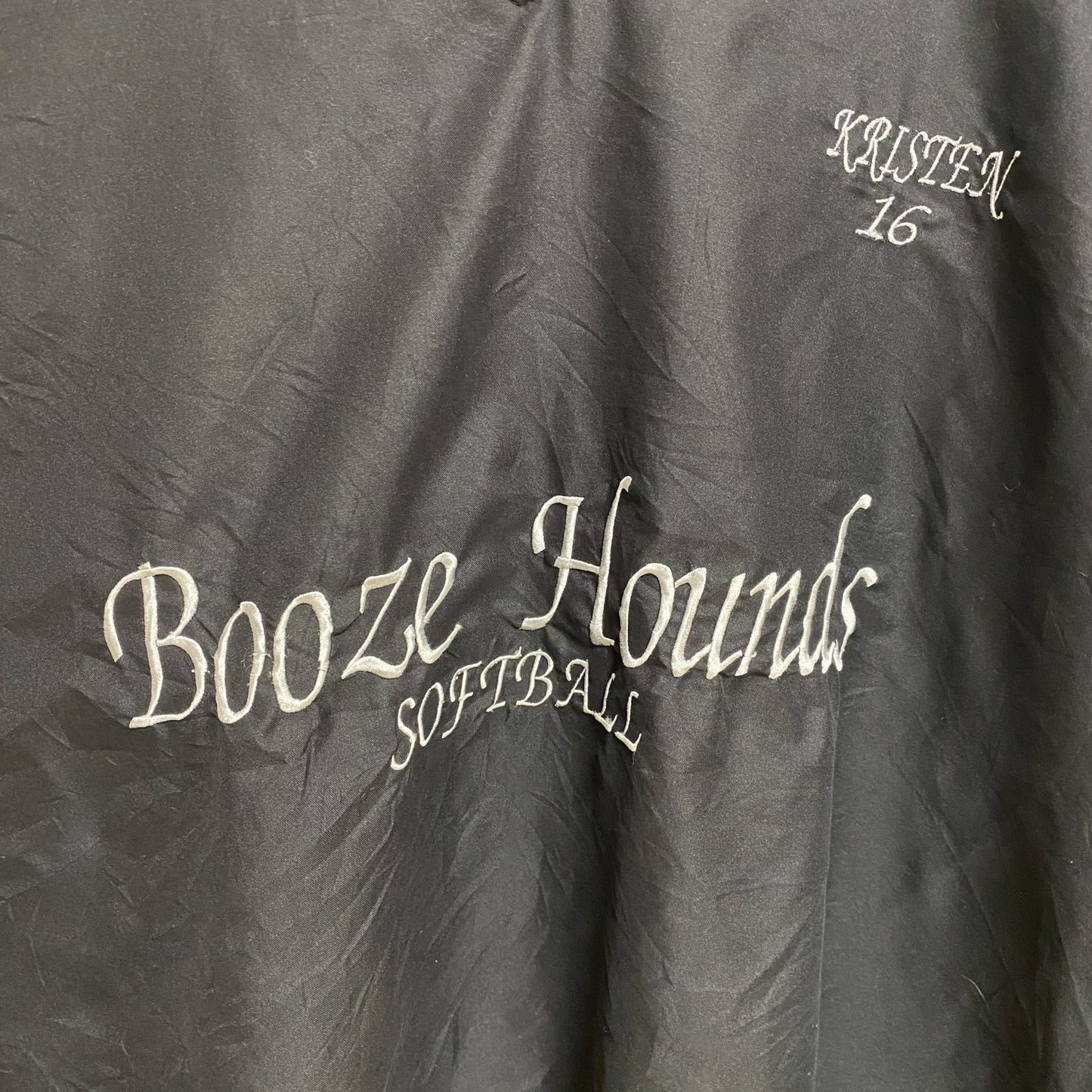 古着 used　WP　長袖Vネックナイロンプルオーバー　ロゴ刺繍　Booze Hounds　ソフトボール　黒　ブラック　Lサイズ