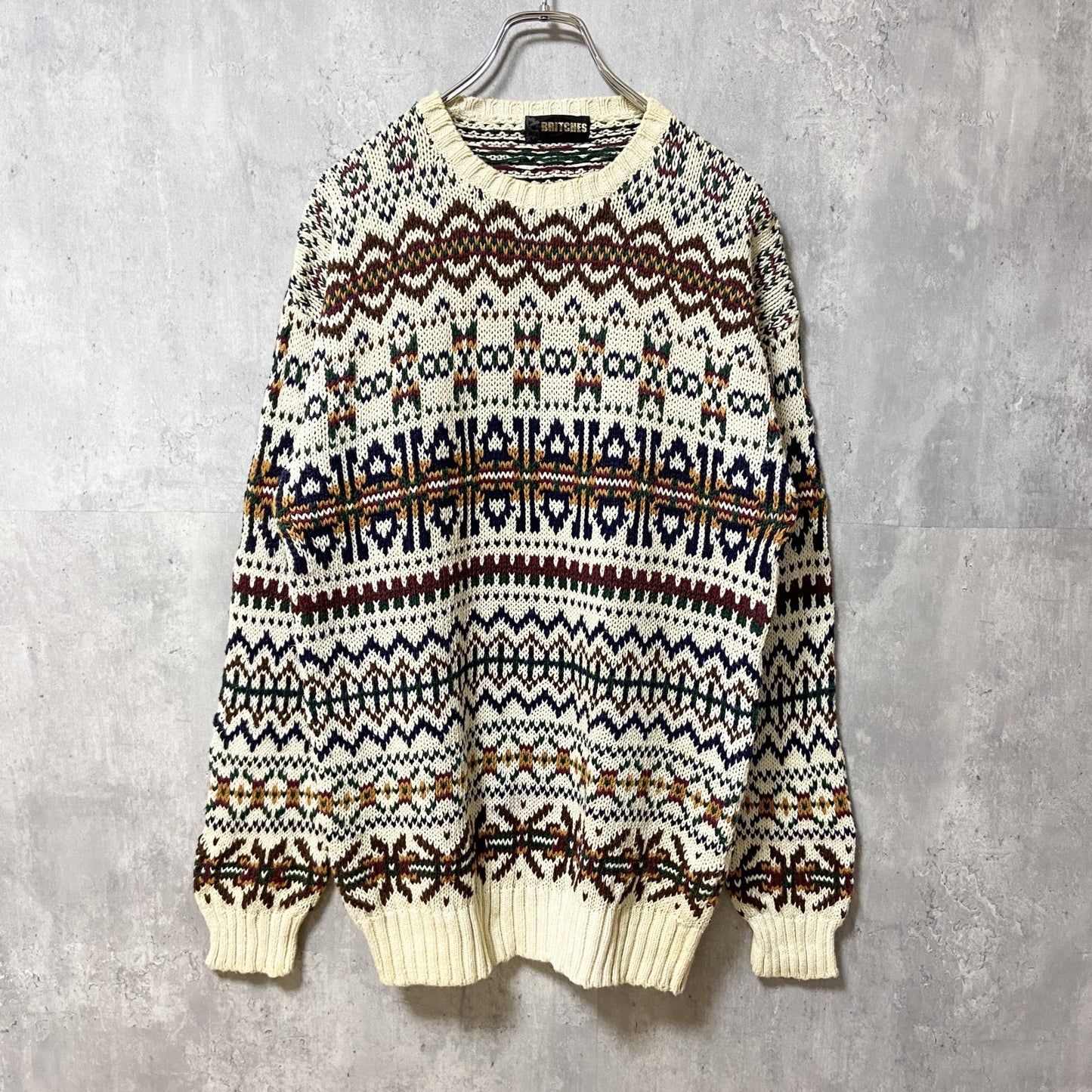 古着 used　BRITCHES　長袖ニット　セーター　レトロデザイン　フェアアイル柄　総柄　クルーネック　白　ホワイト