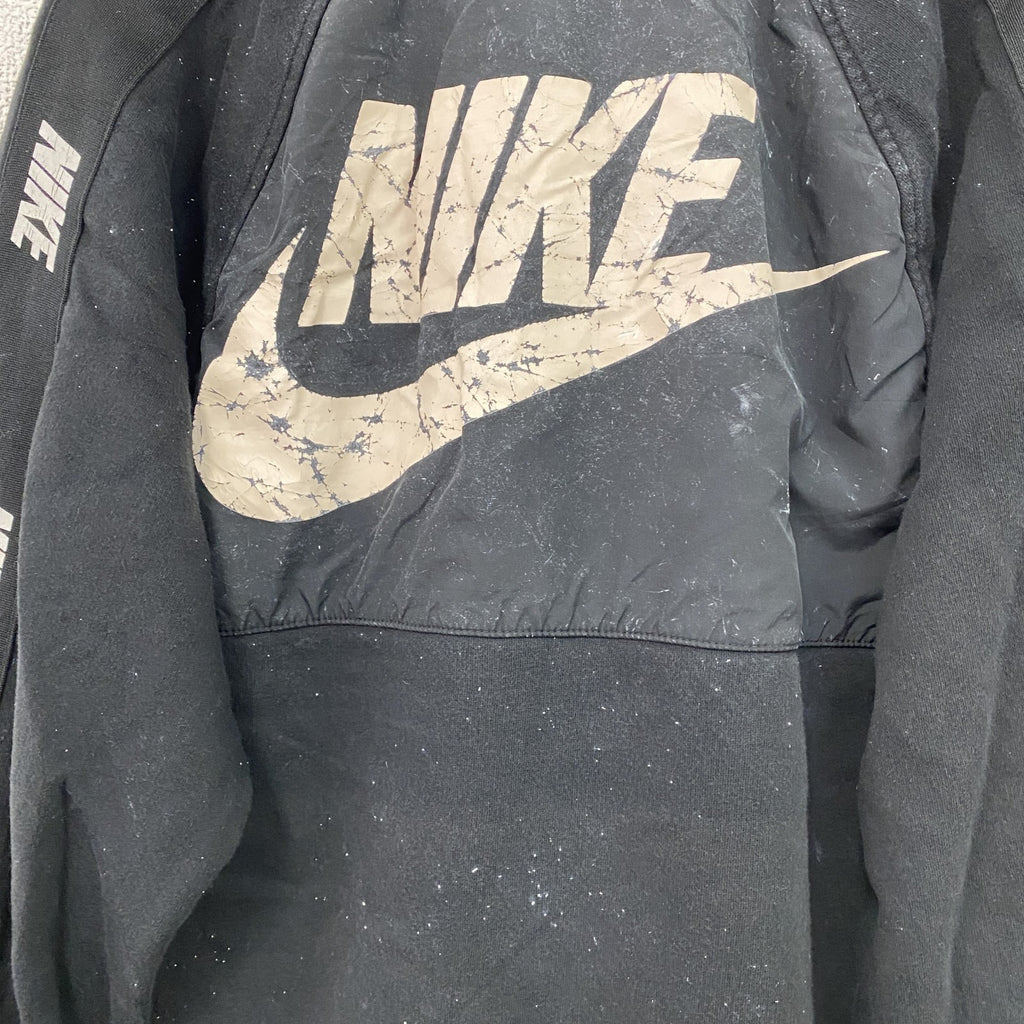 NIKE　ナイキ　長袖ハーフジップジャケット　黒　ブラック　XSサイズ