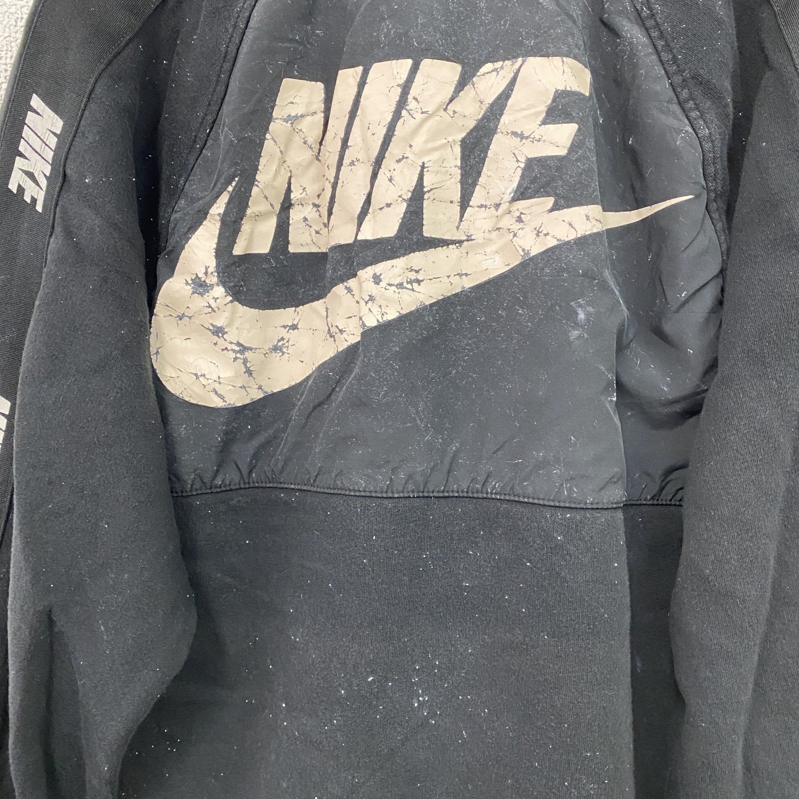 NIKE　ナイキ　長袖ハーフジップジャケット　黒　ブラック　XSサイズ