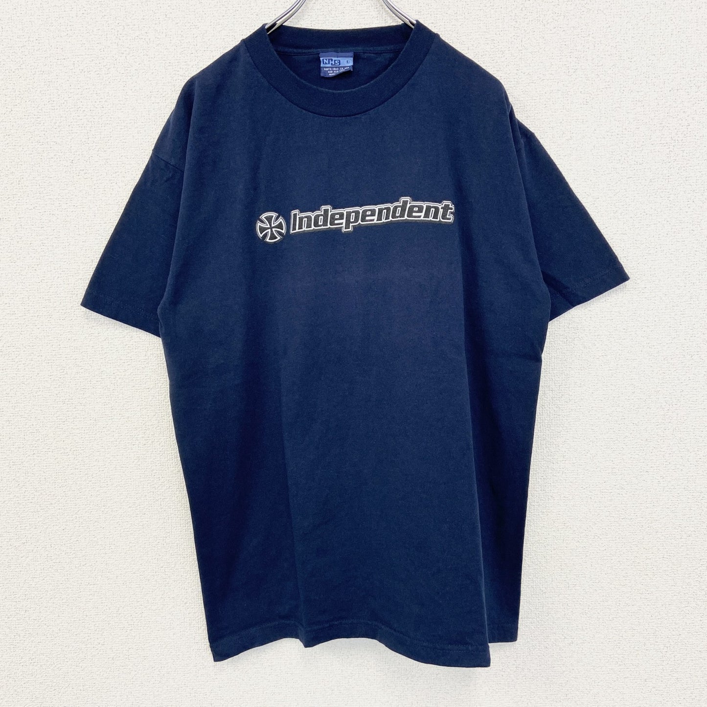 古着 used　NHS　半袖プリントＴシャツ　independent　カジュアルデザイン　クルーネック　レトロ　ネイビー　Lサイズ