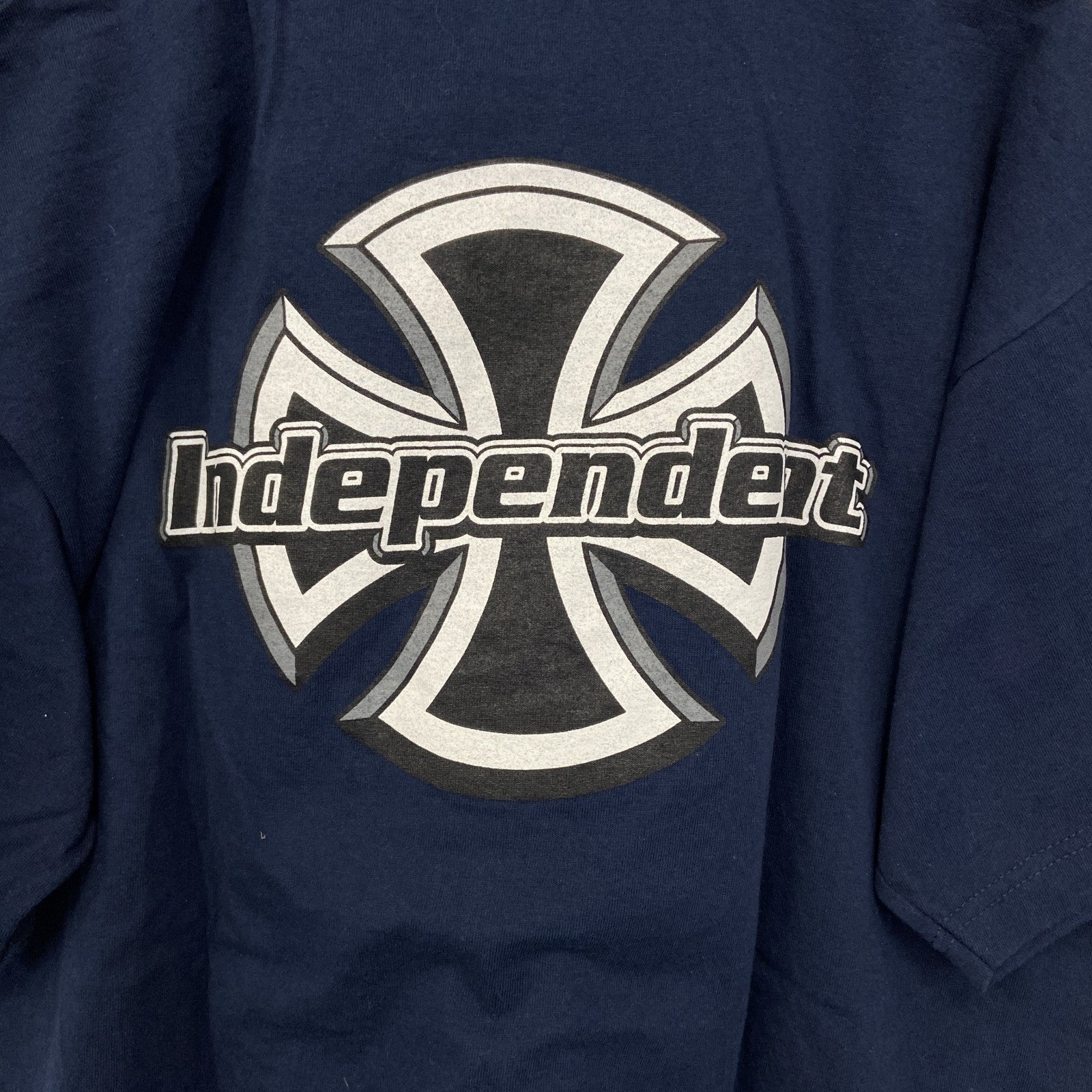 古着 used　NHS　半袖プリントＴシャツ　independent　カジュアルデザイン　クルーネック　レトロ　ネイビー　Lサイズ
