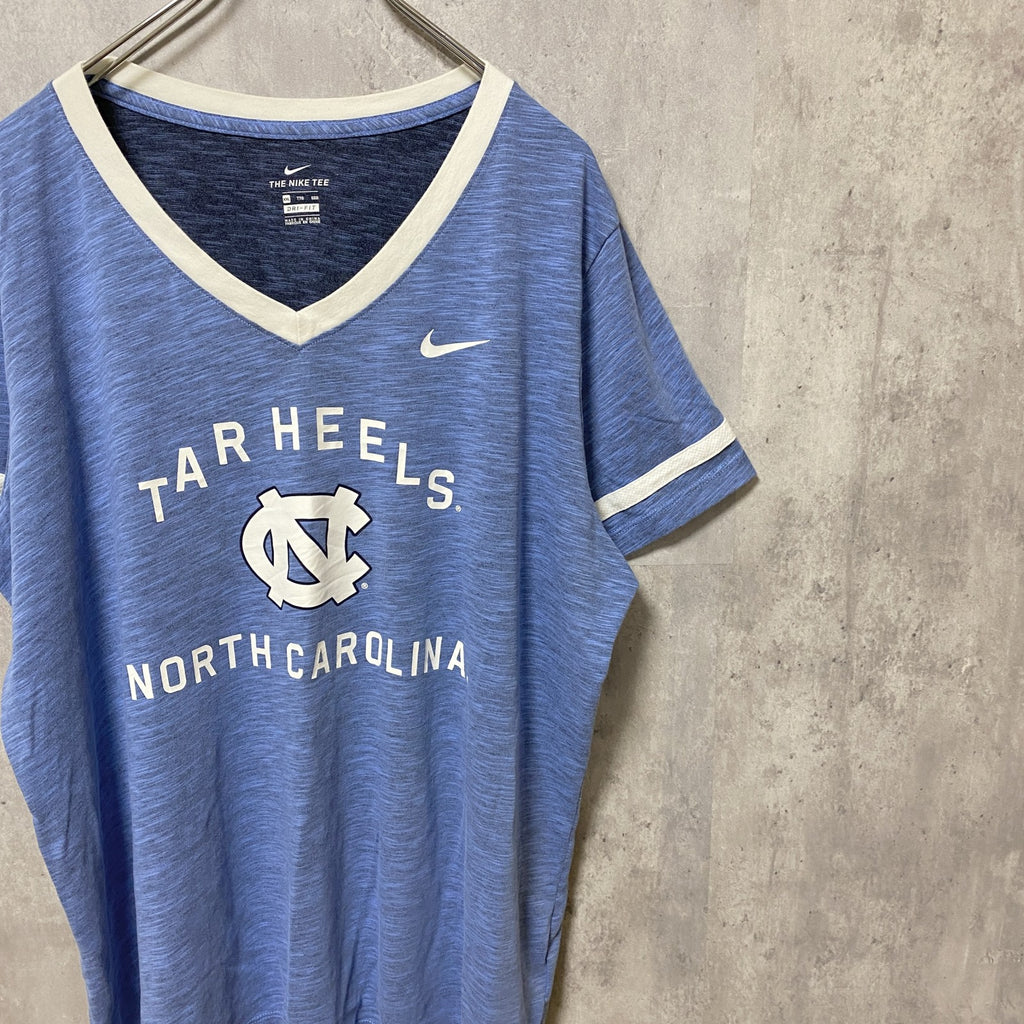 古着 used　NIKE　ナイキ　半袖Vネックロゴプリントシャツ　スポーティー　レトロデザイン　ブルー　Lサイズ