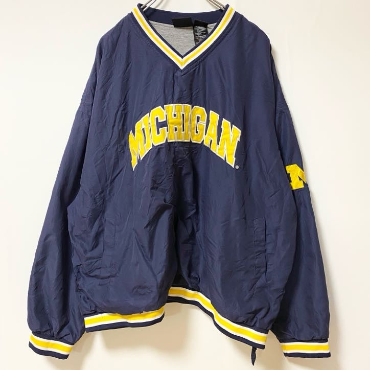 古着 used　TEAM ATHLETICS　長袖ナイロンプルオーバー　刺繍デザイン　ミシガン州　ビッグシルエット　XXLサイズ