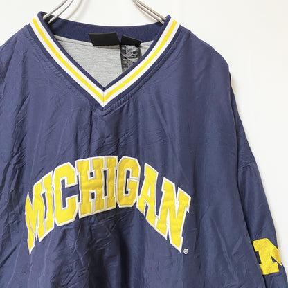 古着 used　TEAM ATHLETICS　長袖ナイロンプルオーバー　刺繍デザイン　ミシガン州　ビッグシルエット　XXLサイズ