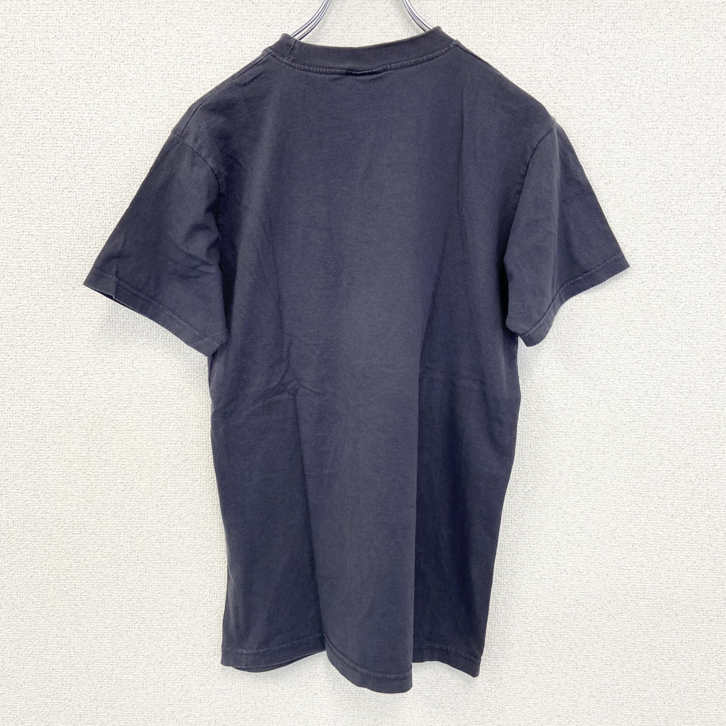 古着 used　LEVI’S リーバイス　半袖プリントＴシャツ　エレキギター　カジュアル　クルーネック　ネイビー　Lサイズ