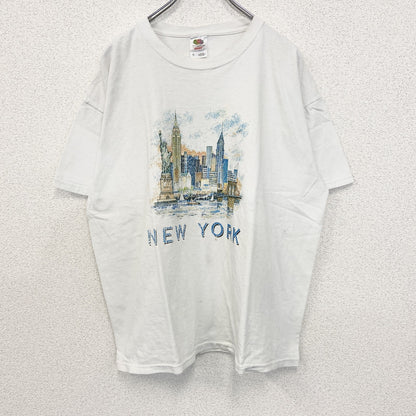 古着 used　FRUIT OF THE LOOM　半袖プリントＴシャツ　ニューヨーク　カジュアル　クルーネック　白　XLサイズ