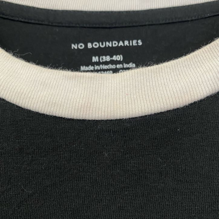 古着 used　NO BOUNDARIES　ノーバウンダリーズ　半袖リンガーTシャツ　黒　ブラック　レトロ　Mサイズ