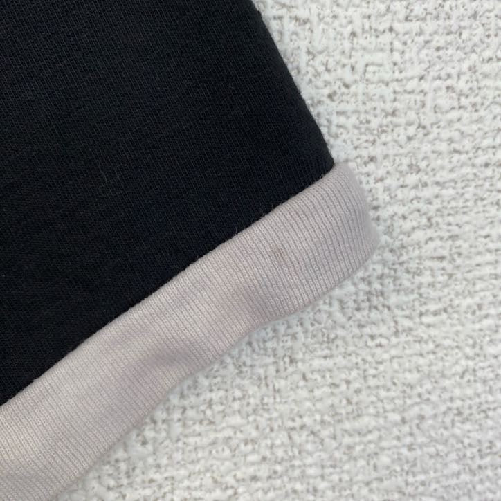 古着 used　NO BOUNDARIES　ノーバウンダリーズ　半袖リンガーTシャツ　黒　ブラック　レトロ　Mサイズ