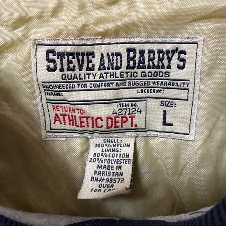 古着 used　STEVE AND BARRY'S　長袖カレッジ刺繍ナイロンプルオーバー　ノートルダム大学　ネイビー　Lサイズ