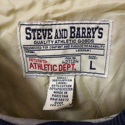 古着 used　STEVE AND BARRY'S　長袖カレッジ刺繍ナイロンプルオーバー　ノートルダム大学　ネイビー　Lサイズ