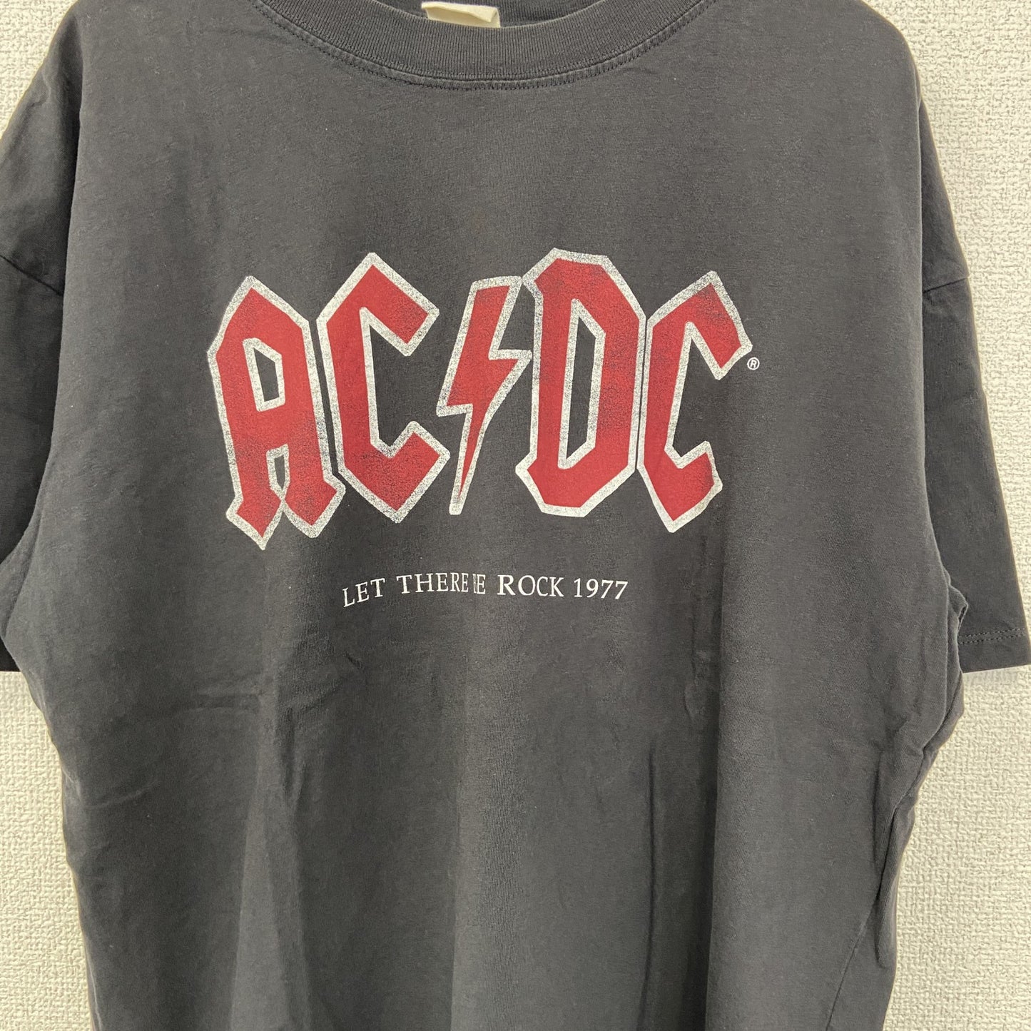 古着 used　H&M　エイチ & エム　AC/DC　半袖バンドプリントTシャツ　カジュアルデザイン　クルーネック　黒　Mサイズ