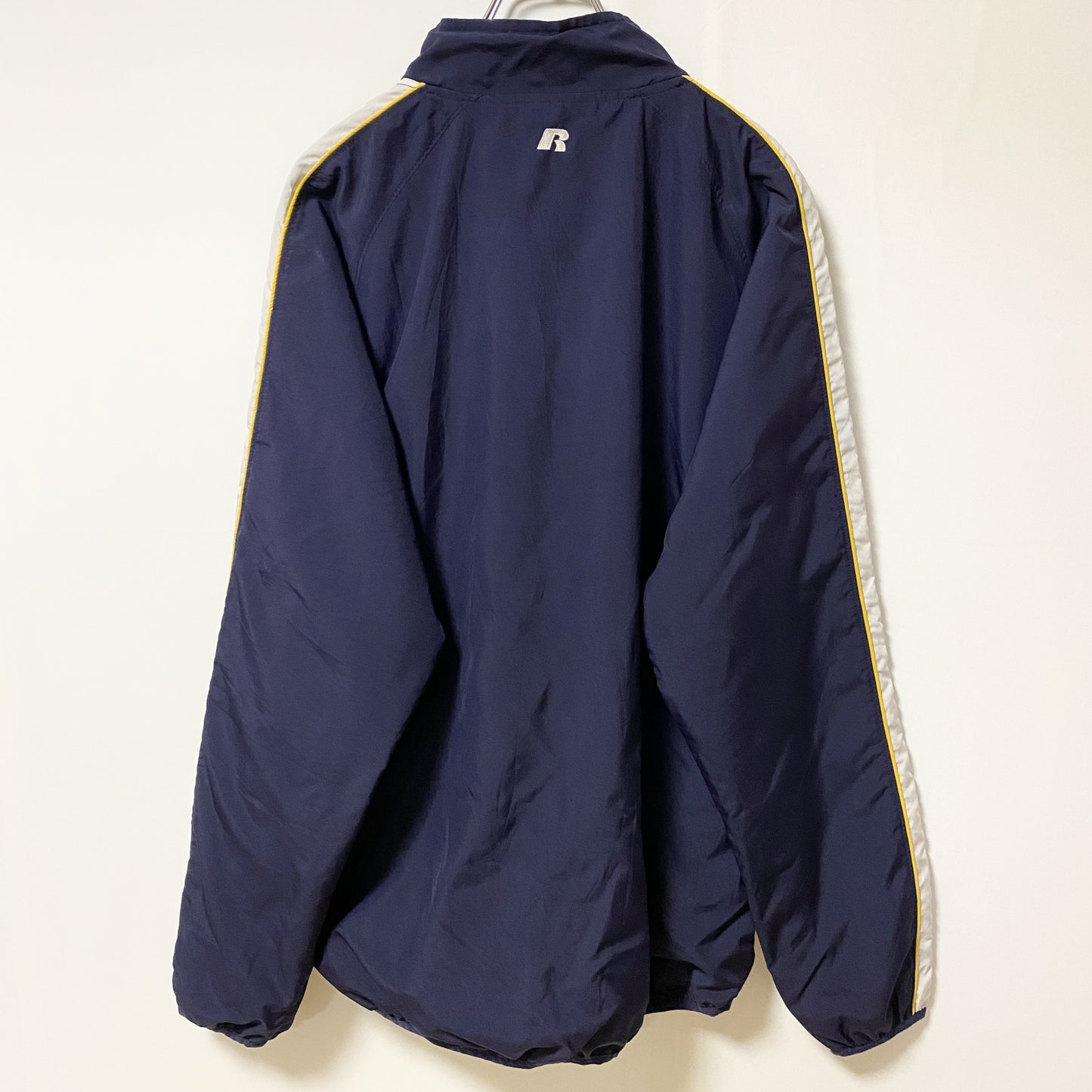 古着 used　RUSSELL ATHLETIC　長袖フルジップナイロンジャケット　刺繍デザイン　ネイビー　紺　Mサイズ