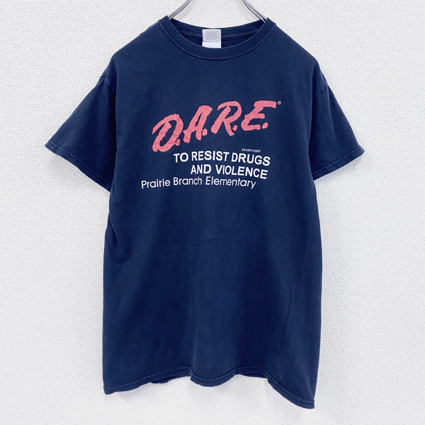GILDAN　ギルダン　半袖プリントTシャツ　メッセージT　D.A.R.E.　黑　ブラック　Mサイズ