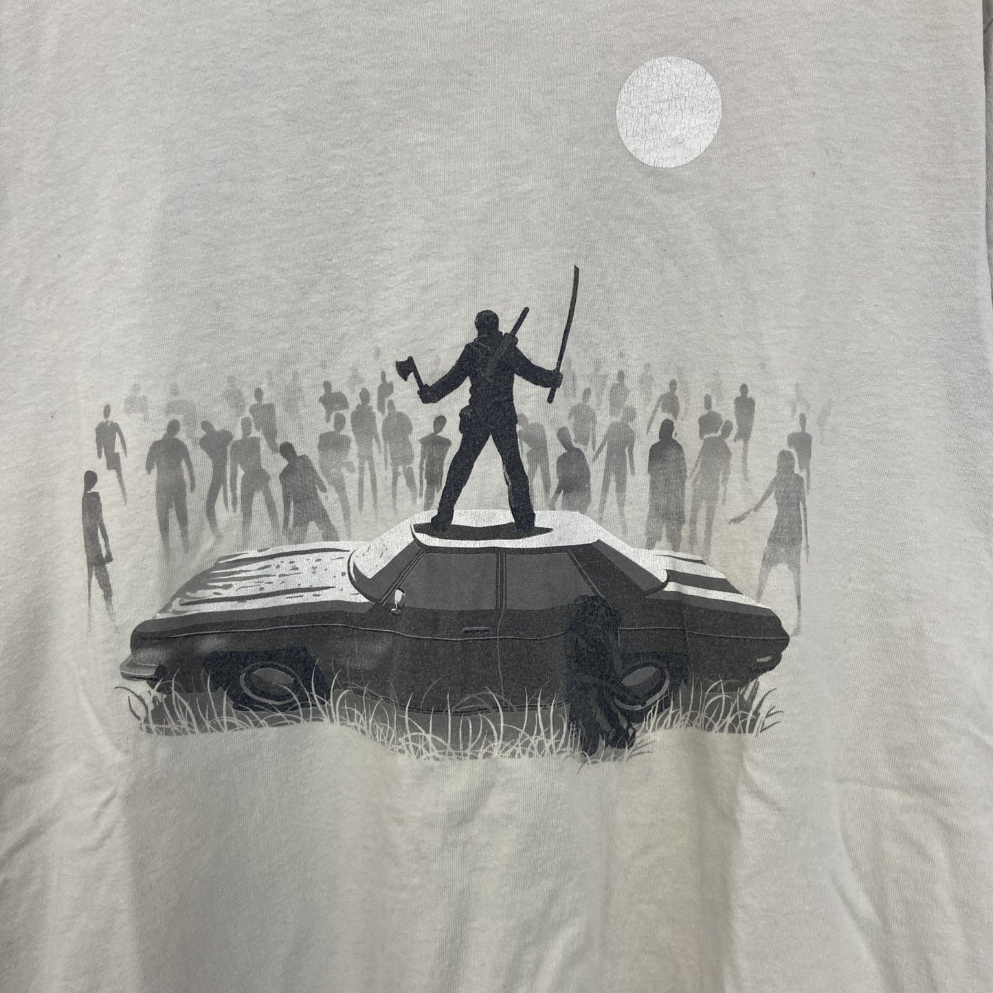 threaddless　半袖プリントゲームTシャツ　ゾンビサバイバル　灰色　グレー　Mサイズ