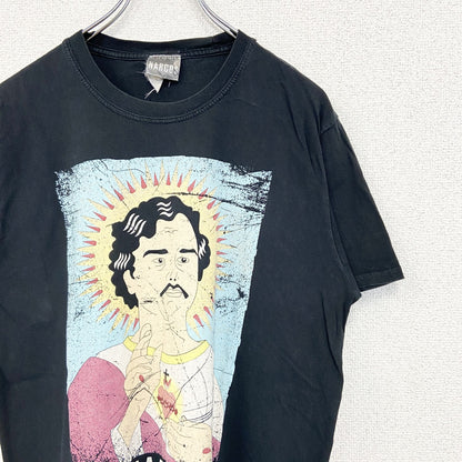 古着 used　NARCOS　ナルコス　半袖オリジナルプリントTシャツ　海外ドラマ　カジュアルデザイン　クルーネック　黒　Lサイズ
