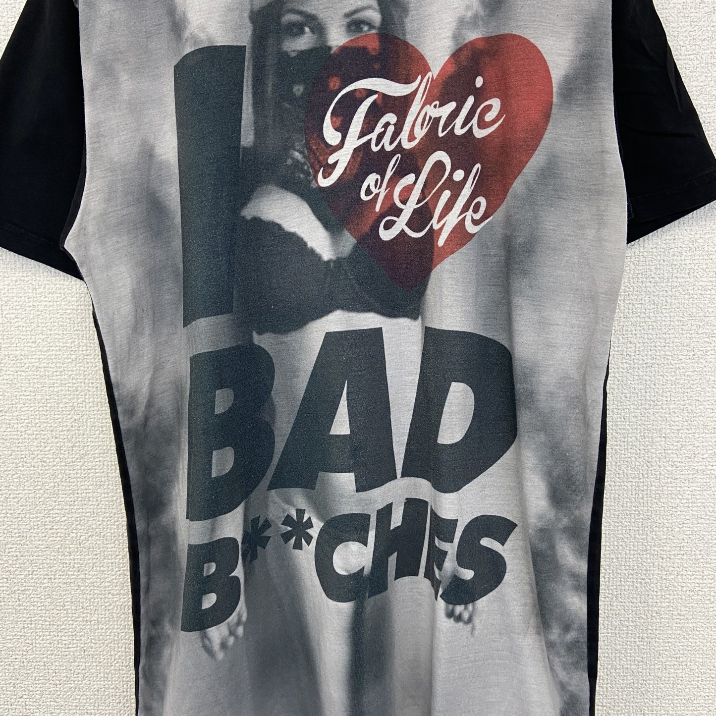 古着 used　FABRIC ファブリック　半袖ビッグプリントTシャツ　女性　クルーネック　黒　ブラック　レトロ　Lサイズ