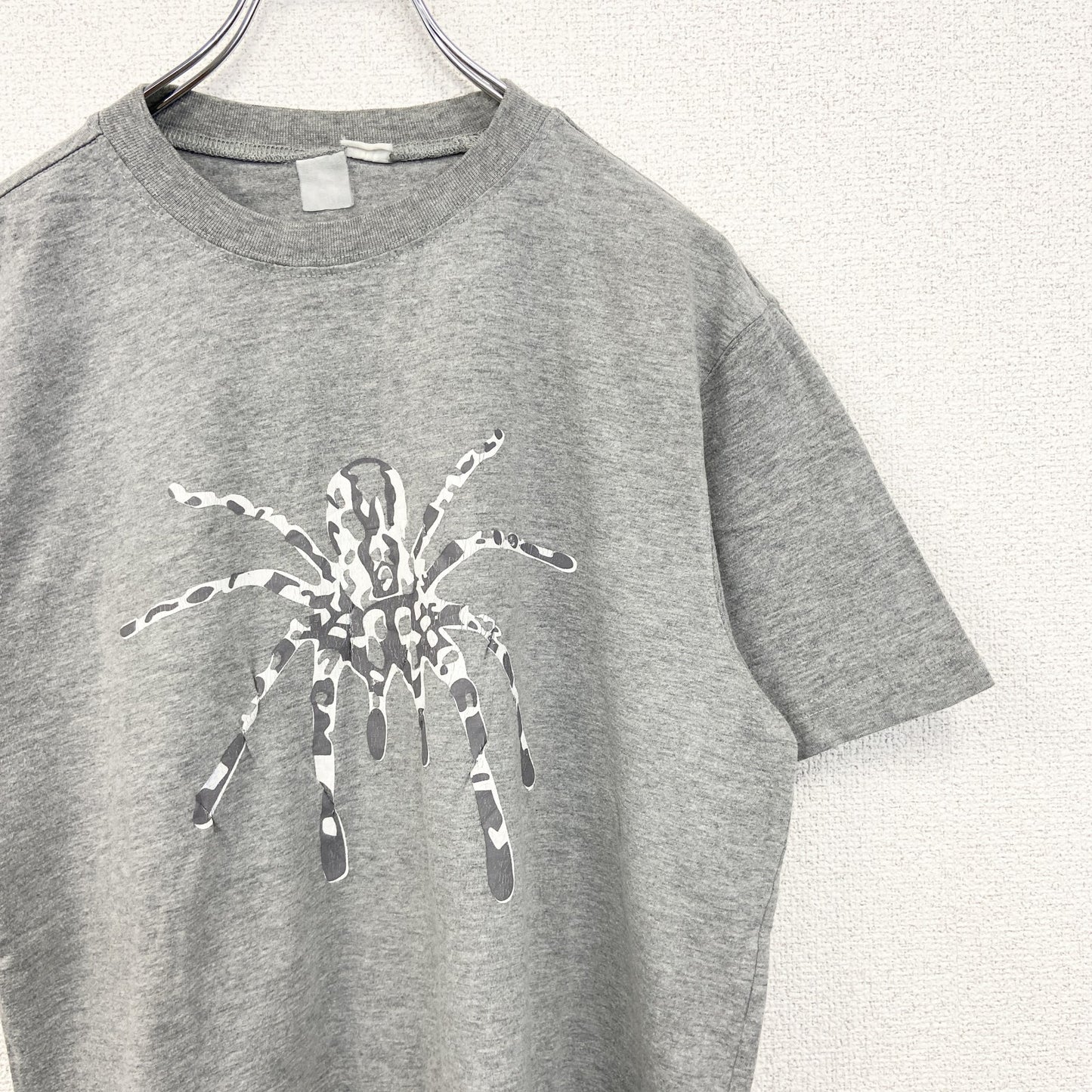 00s　LooKS4u　半袖プリントアニマルTシャツ　スパイダー　蜘蛛　クルーネック　ヴィンテージ　灰色　グレー