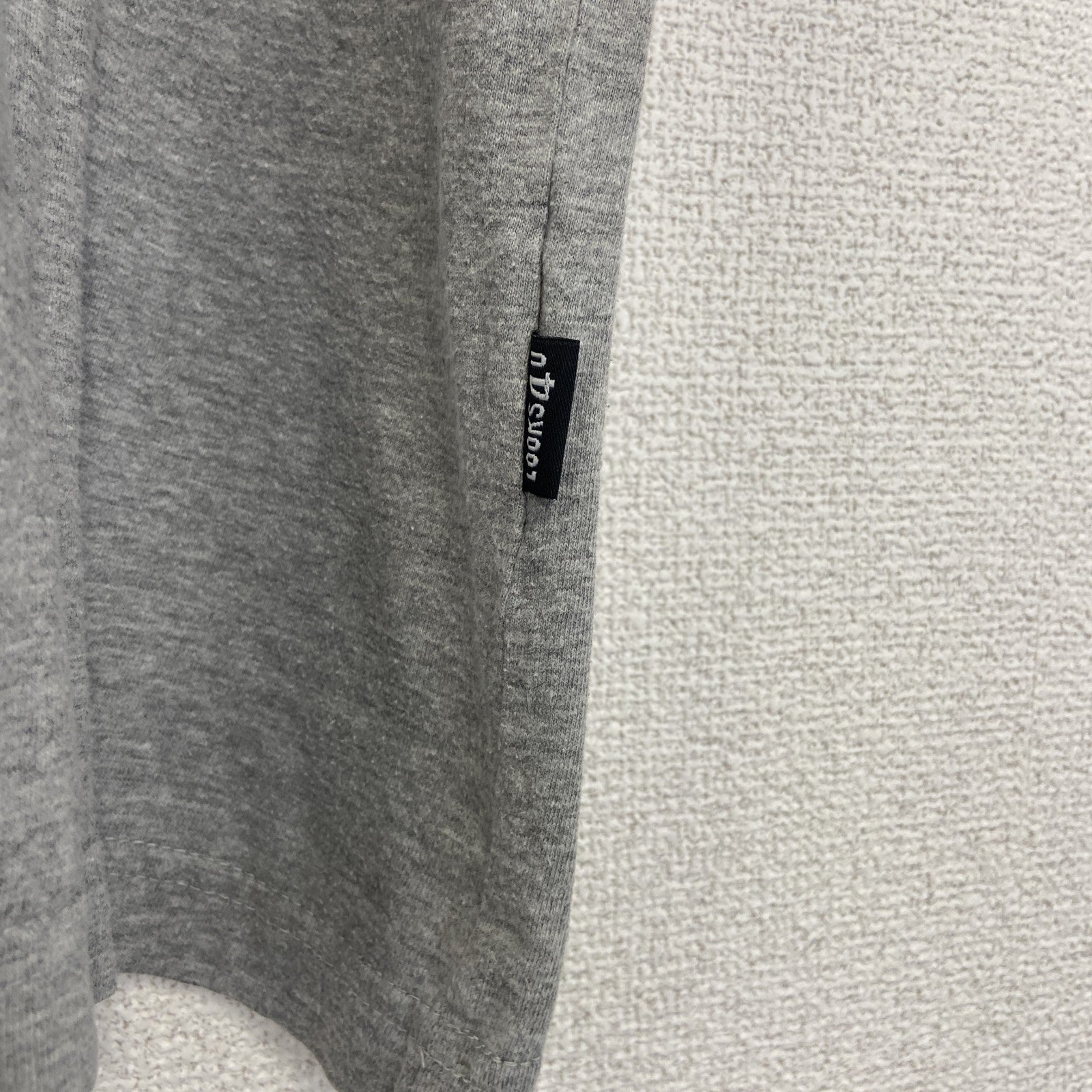 00s　LooKS4u　半袖プリントアニマルTシャツ　スパイダー　蜘蛛　クルーネック　ヴィンテージ　灰色　グレー