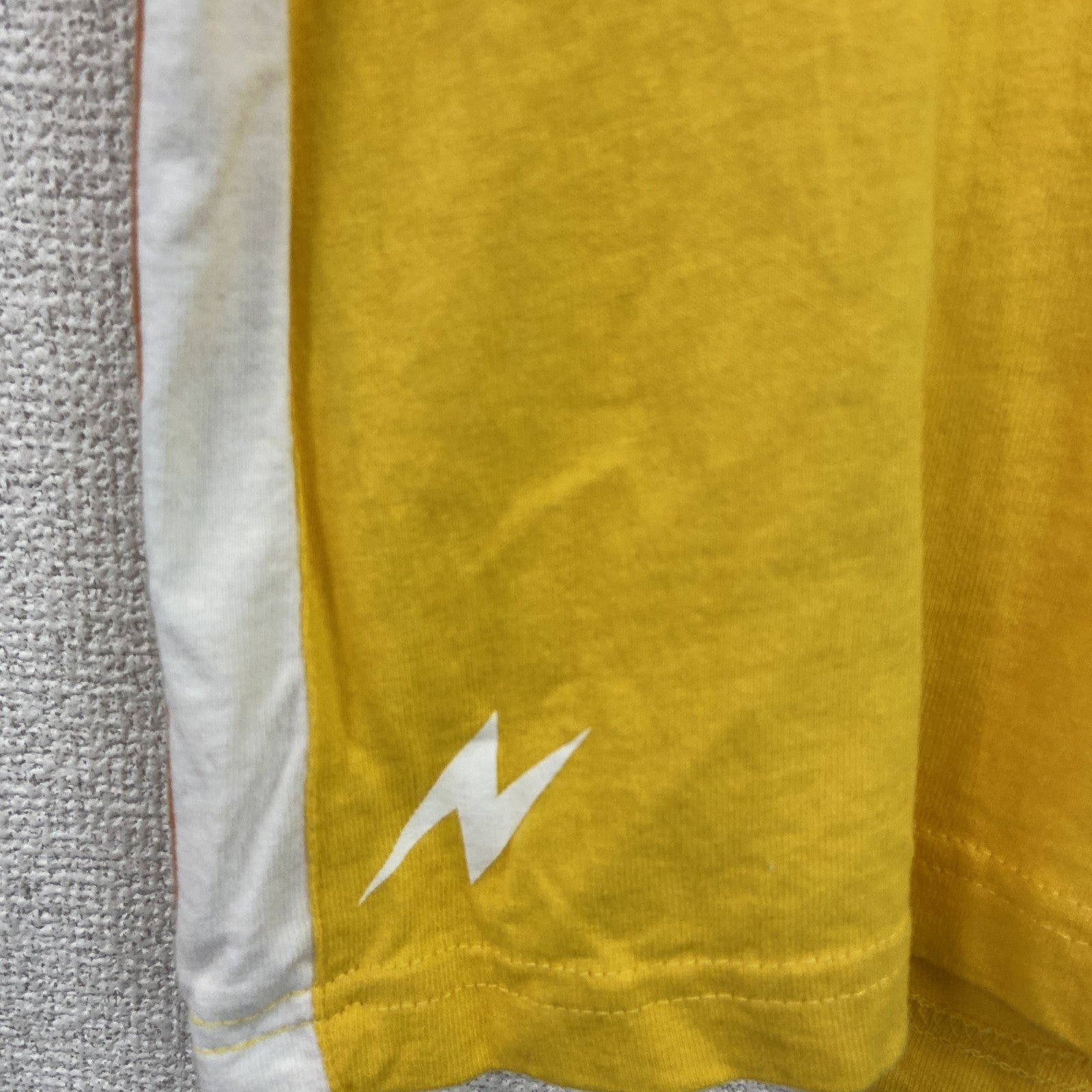 ～00s　ANA’s ピカ夏家族旅行　ポケモン　ピカチュウ　半袖コラボTシャツ　黄色　イエロー