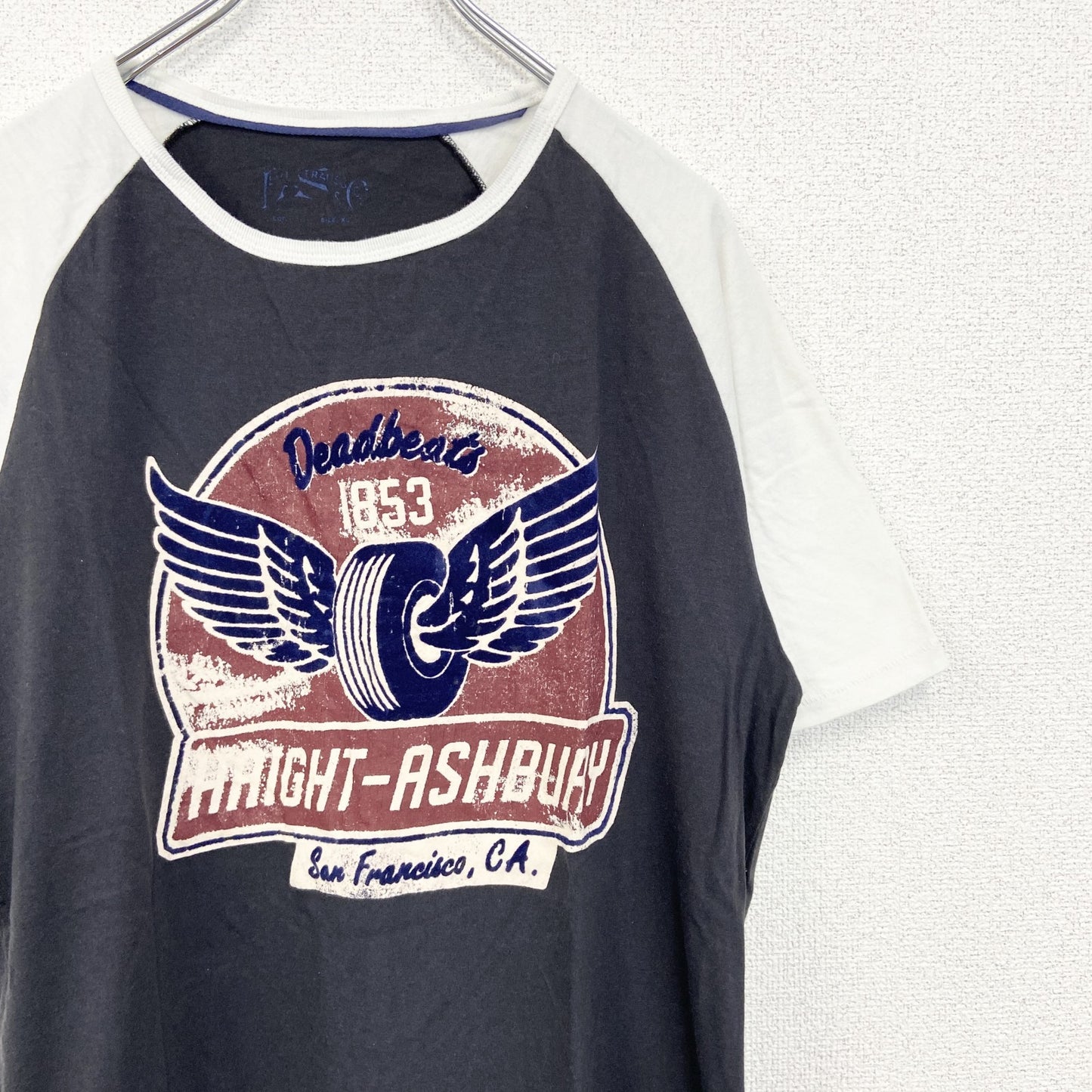 古着 used　LEVI’S　リーバイス　半袖プリントTシャツ　シングルステッチ　クルーネック　黒　白　バイカラー　XLサイズ