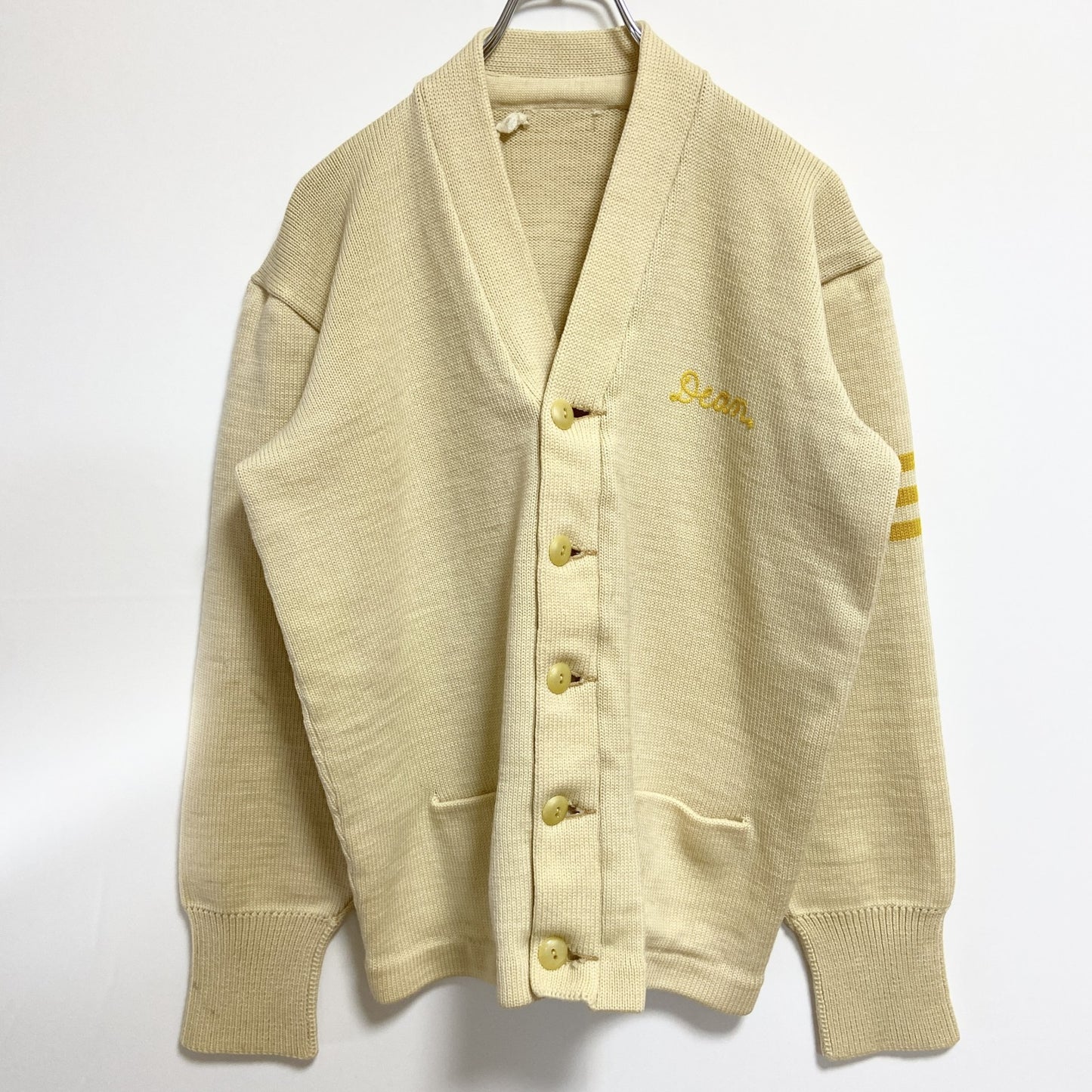 古着 used　60s　70s　レタードニットカーディガン　セーター　チェーン刺繡　ベージュ　ヴィンテージ