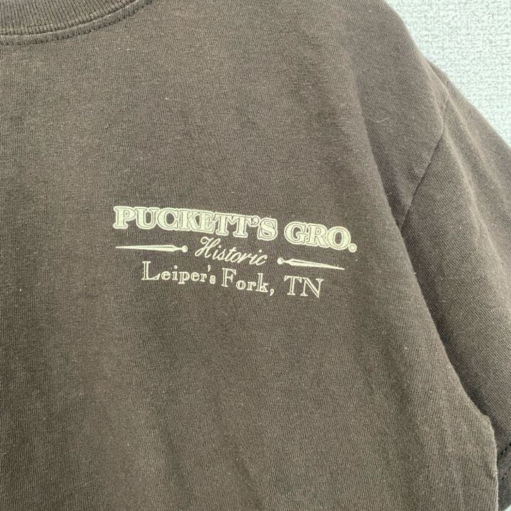 GILDAN　ギルダン　半袖バックプリントフォトTシャツ　Puckett's Grocery　アーチプリント　茶　ブラウン　Sサイズ