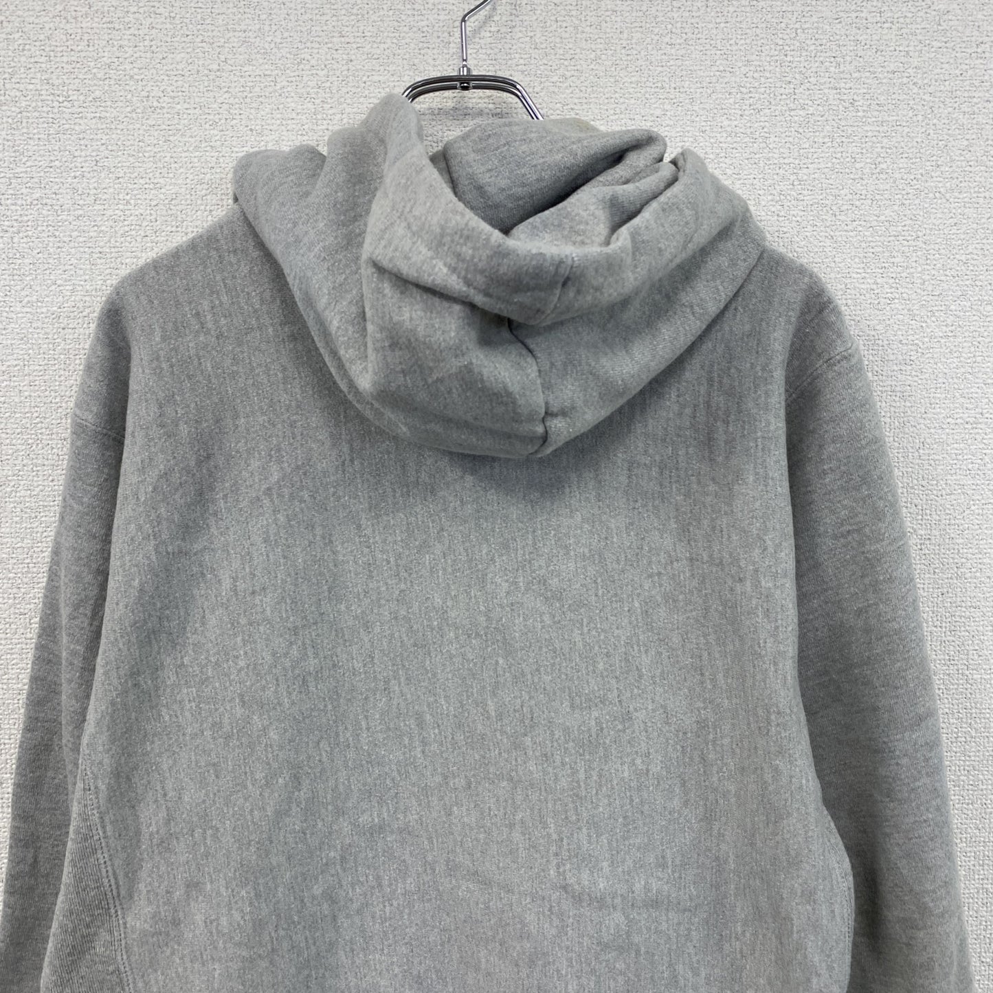 Champion　チャンピオン　リバースウィーブ　スウェットパーカー/フーディー　刺繡ロゴ　霜降りグレー　Mサイズ