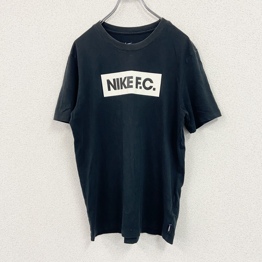 NIKE　ナイキ　半袖プリントTシャツ　黒　ブラック　Lサイズ