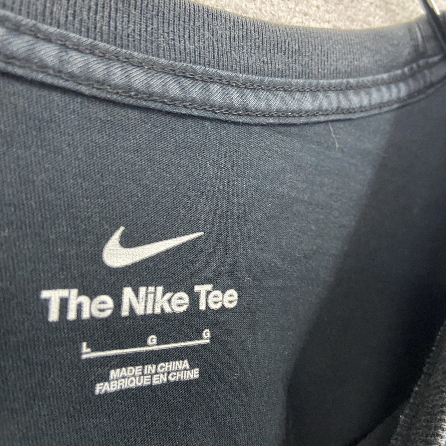 NIKE　ナイキ　半袖プリントTシャツ　黒　ブラック　Lサイズ