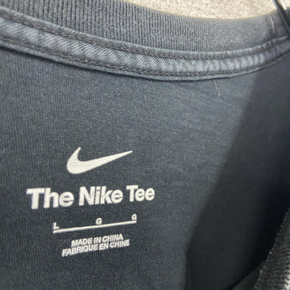 NIKE　ナイキ　半袖プリントTシャツ　黒　ブラック　Lサイズ