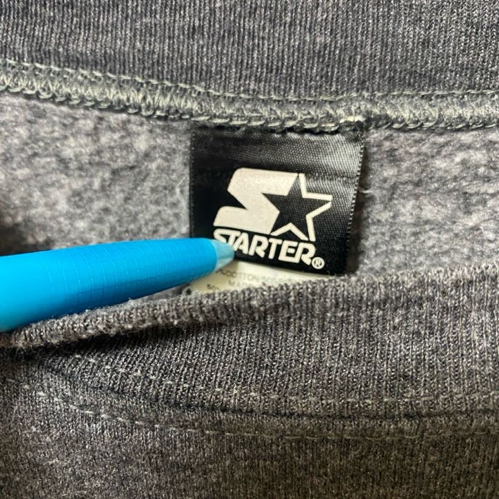 古着 used　STARTER　スターター　長袖刺繍ワンポイントロゴスウェット　クルーネックトレーナー　グレー　XLサイズ