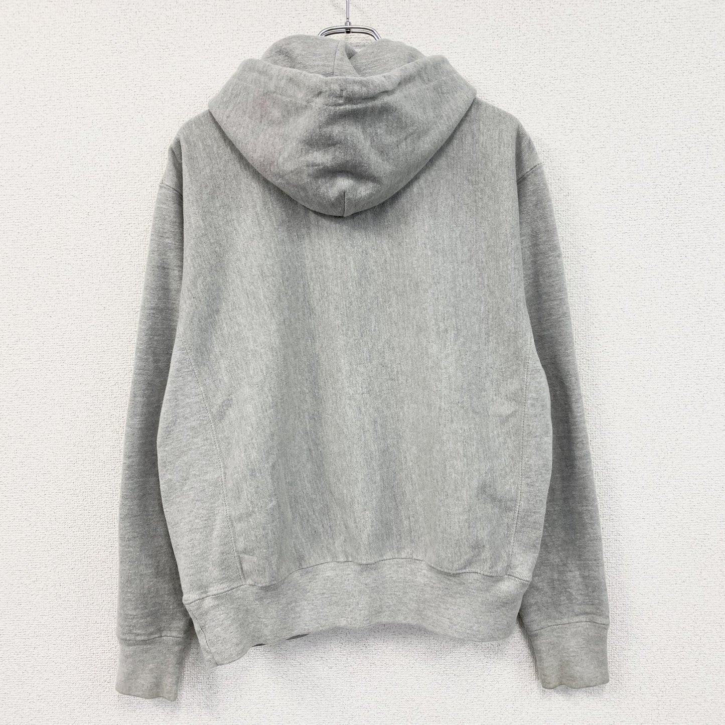 Champion　チャンピオン　リバースウィーブ　スウェットパーカー/フーディー　刺繡ロゴ　霜降りグレー　Mサイズ