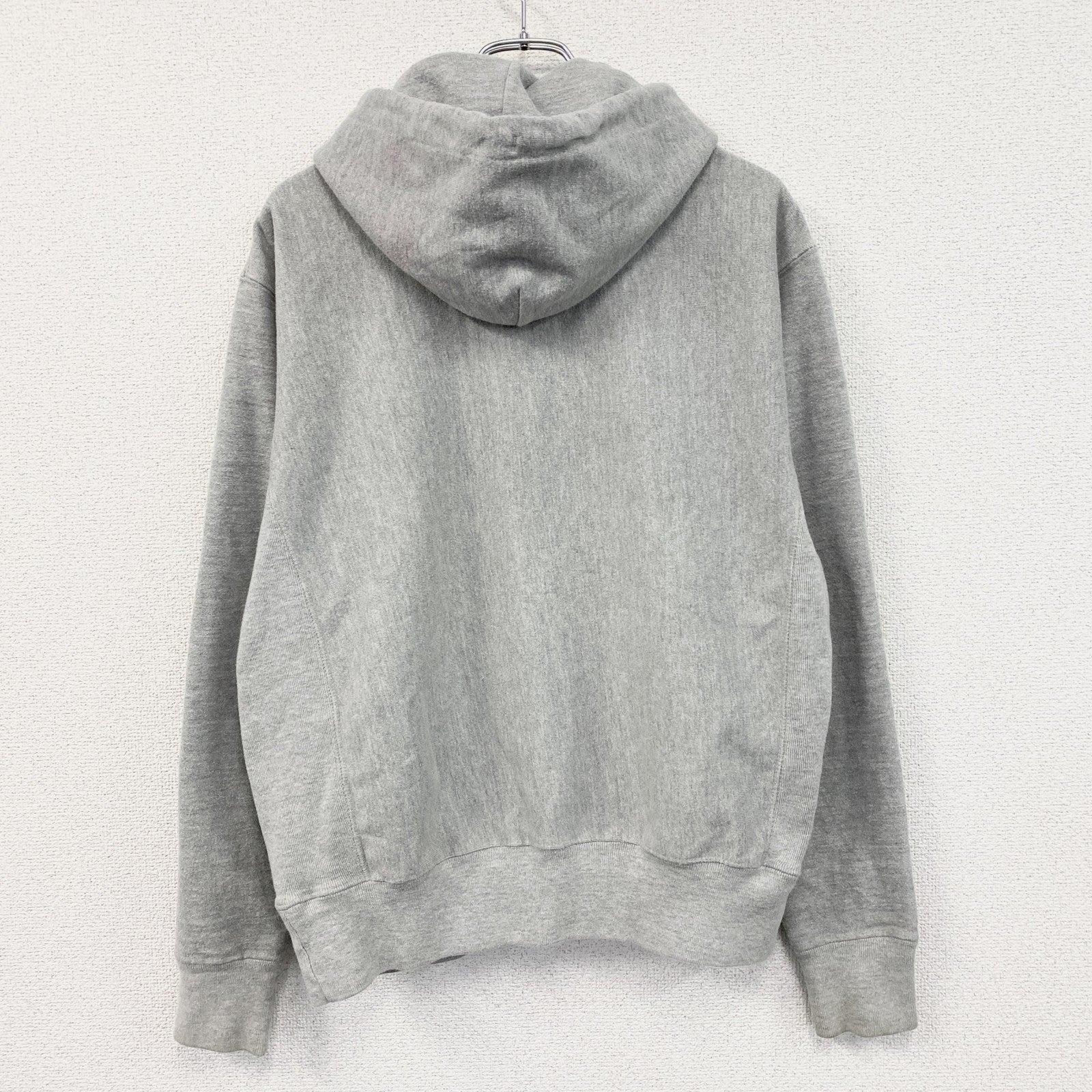 Champion　チャンピオン　リバースウィーブ　スウェットパーカー/フーディー　刺繡ロゴ　霜降りグレー　Mサイズ