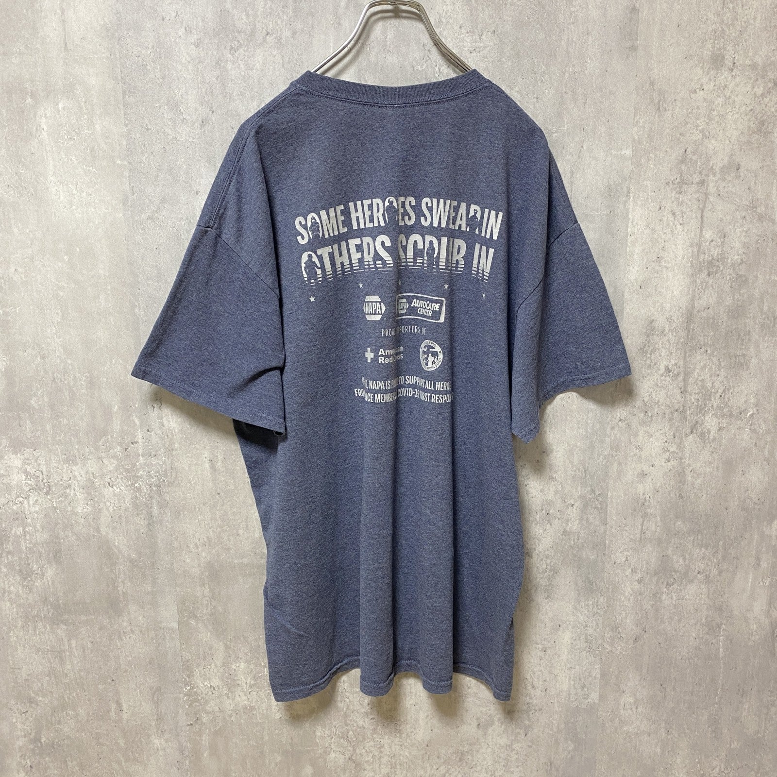 GILDAN　ギルダン　半袖プリントTシャツ　星条旗　USA　両面プリント　HERO　紺　ネイビー　XLサイズ