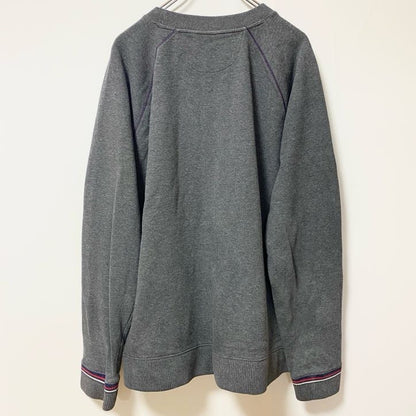 古着 used　FILA フィラ　長袖ビッグ刺繡ロゴデザインスウェット　トレーナー　クルーネック　　グレー　XLサイズ